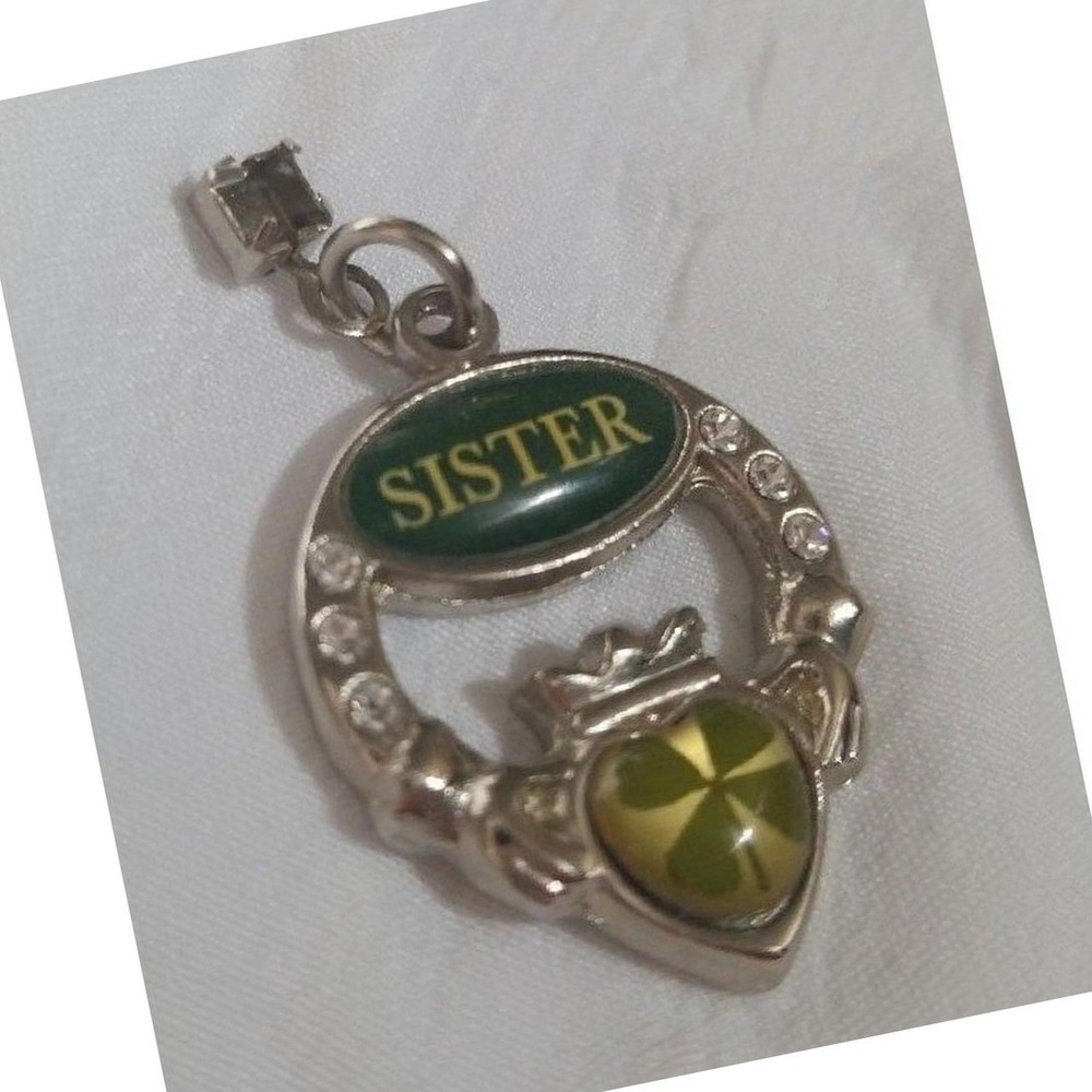 Pendant Charm Silver Green Sister Claddagh Four Leaf Clover